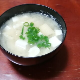 気分がほっこり。白味噌のあっさりお味噌汁